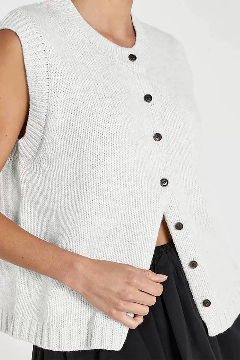 Women's Sleeveless Knit Button Front Sweater Vest