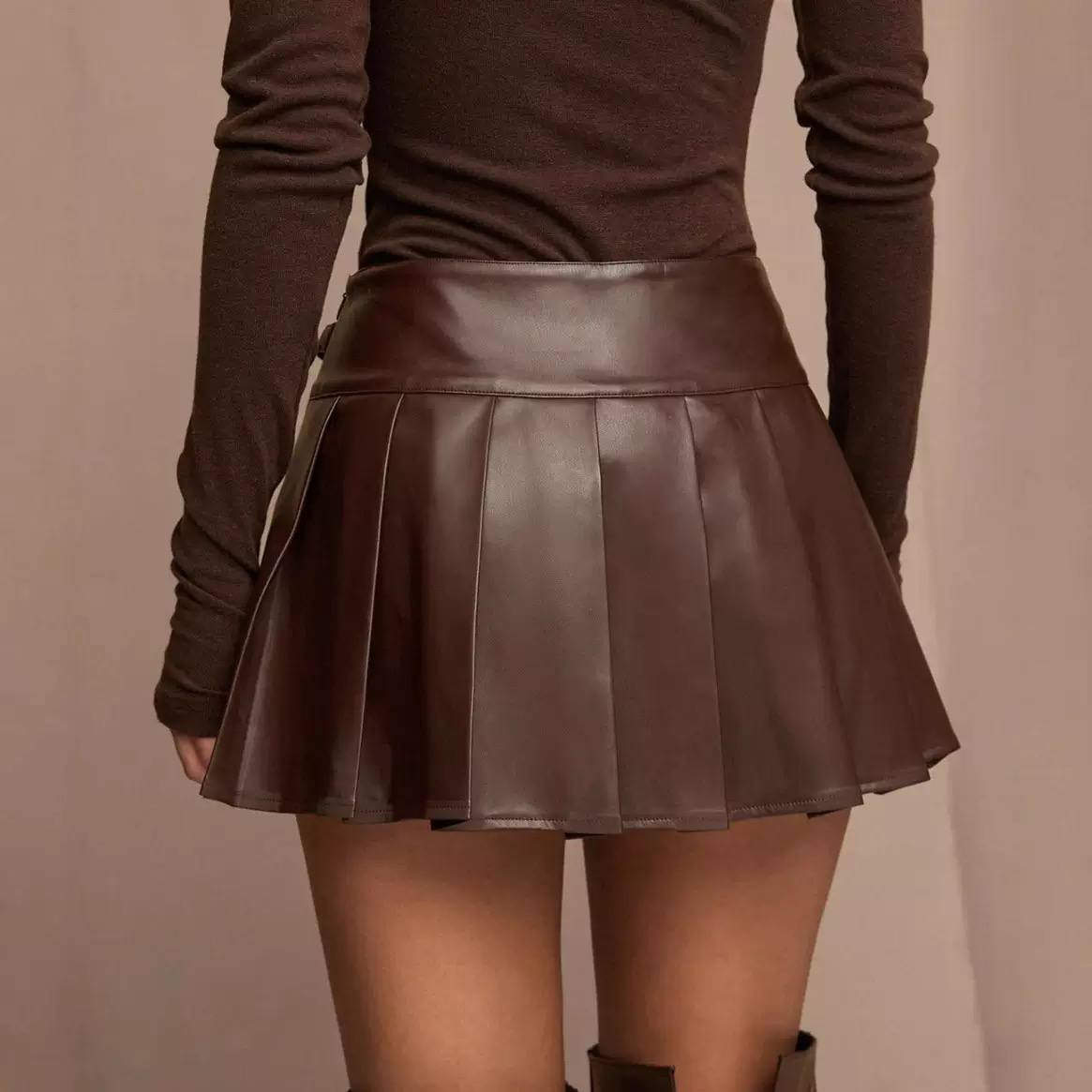 Women's High Waist Pleated Leather Mini Skirt
