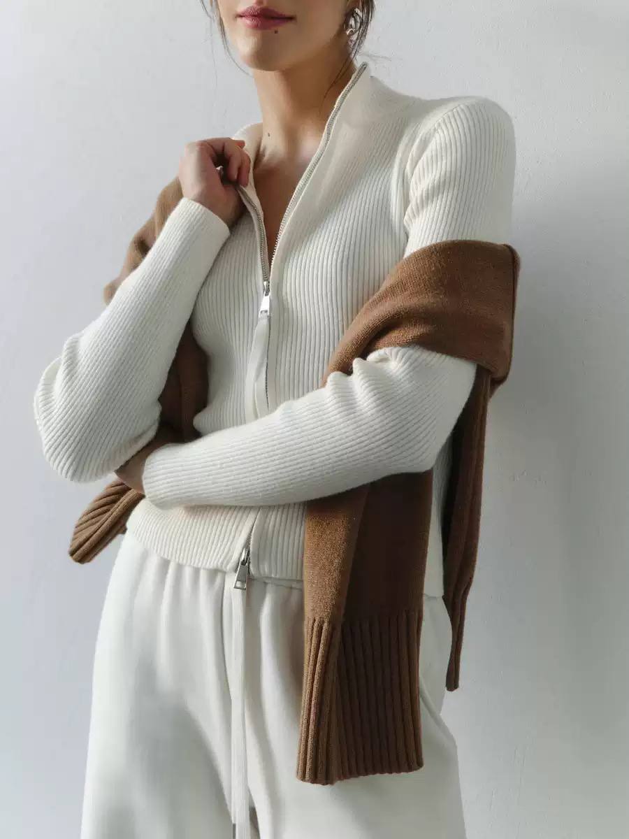 Ribbed Knit Zip-Up Cardigan High Neck & Stretch Fabric