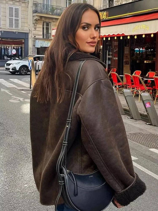 Women’s Oversized Shearling-Lined Jacket with Wide Lapel Collar and Patch Pockets