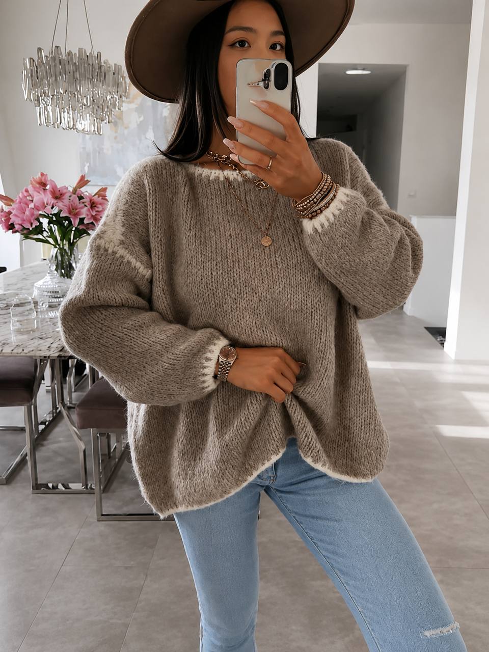 Women’s Relaxed Crew Neck Contrast Trim Oversized Knit Sweater