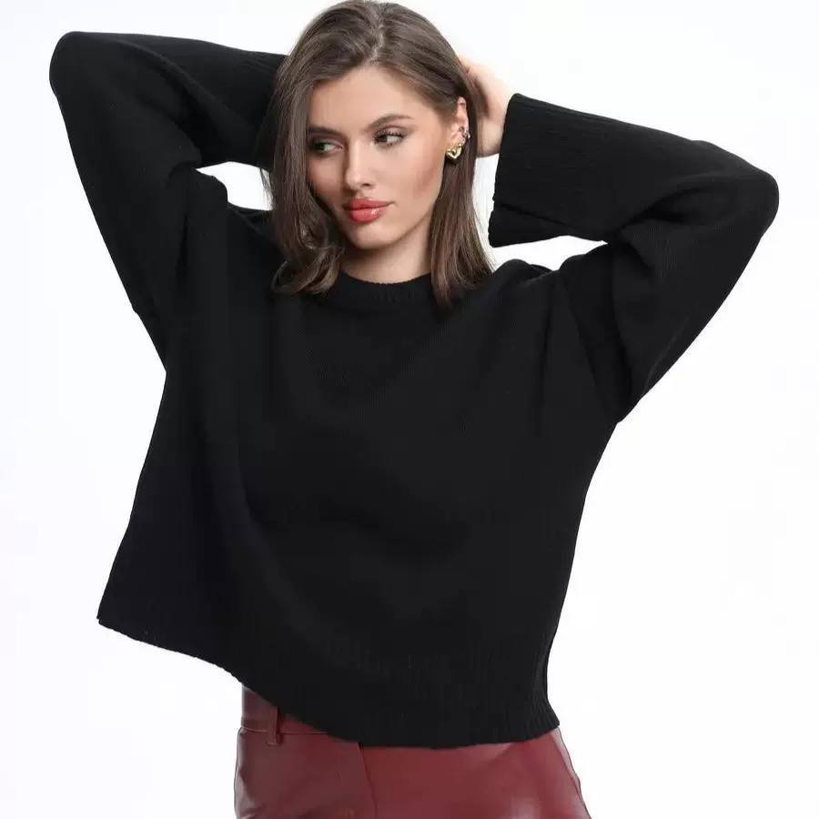 Women’s Relaxed Knit Sweater with Crew Neck, Drop Shoulders & Long Sleeves