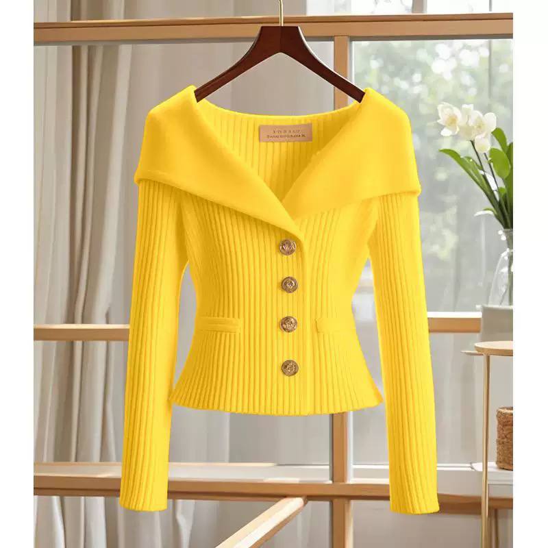 Women’s Elegant Ribbed Knit Cardigan with Wide Sailor Collar & Statement Buttons